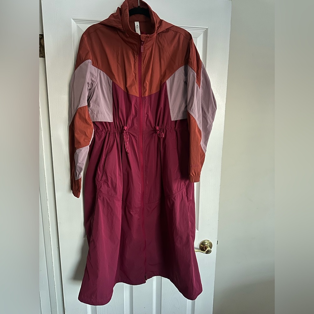 lululemon Women's Multicolor Hooded Rain Jacket -8 NWOT